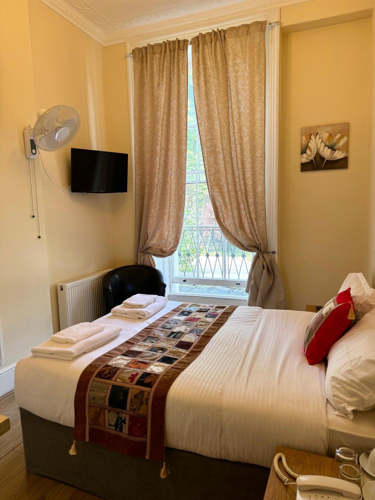 Abc Hyde Park Hotel Лондон Экстерьер фото